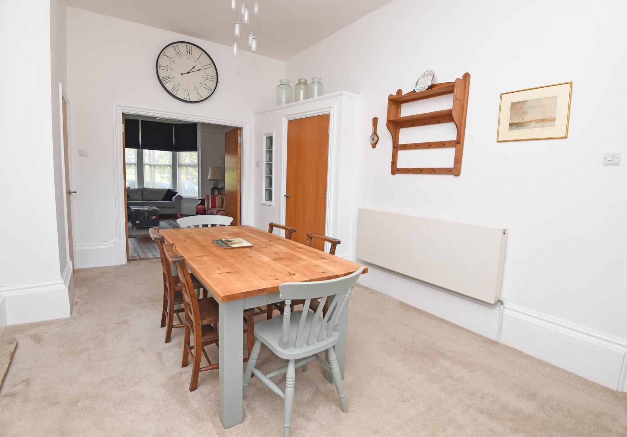 Valley Gardens Apartment- Ground Floor - Patio Apartment