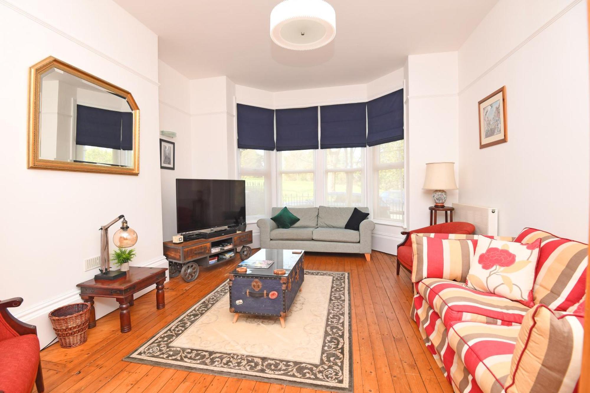 Valley Gardens Apartment- Ground Floor - Patio Apartment